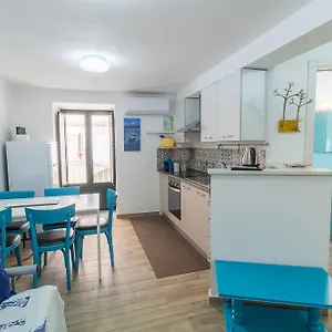 https://apartment-cefalu.sicilyhotelsitaly.net